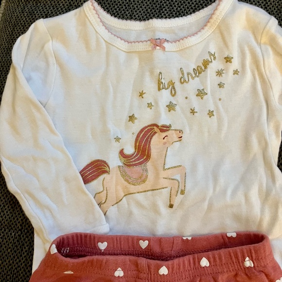 Carter’s unicorn pajama bundle 18 months - Picture 3 of 6